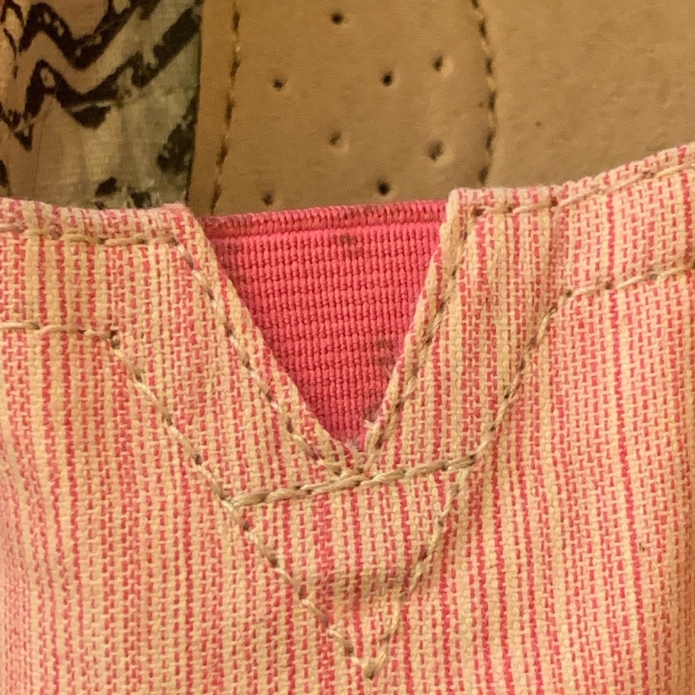 Toms women’s 6.5 pink white stripe slip ons flat canvas Espadrilles - Picture 7 of 9